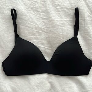 Victoria’s Secret Black Wireless Bra